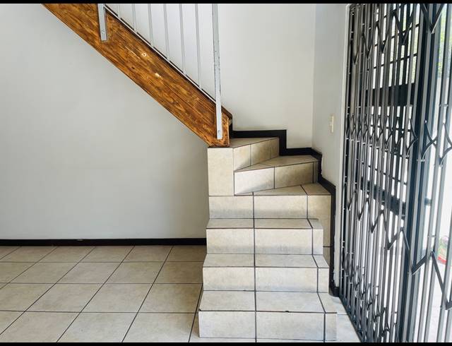 3 BEDROOM TOWNHOUSE FOR SALE IN KENGIES